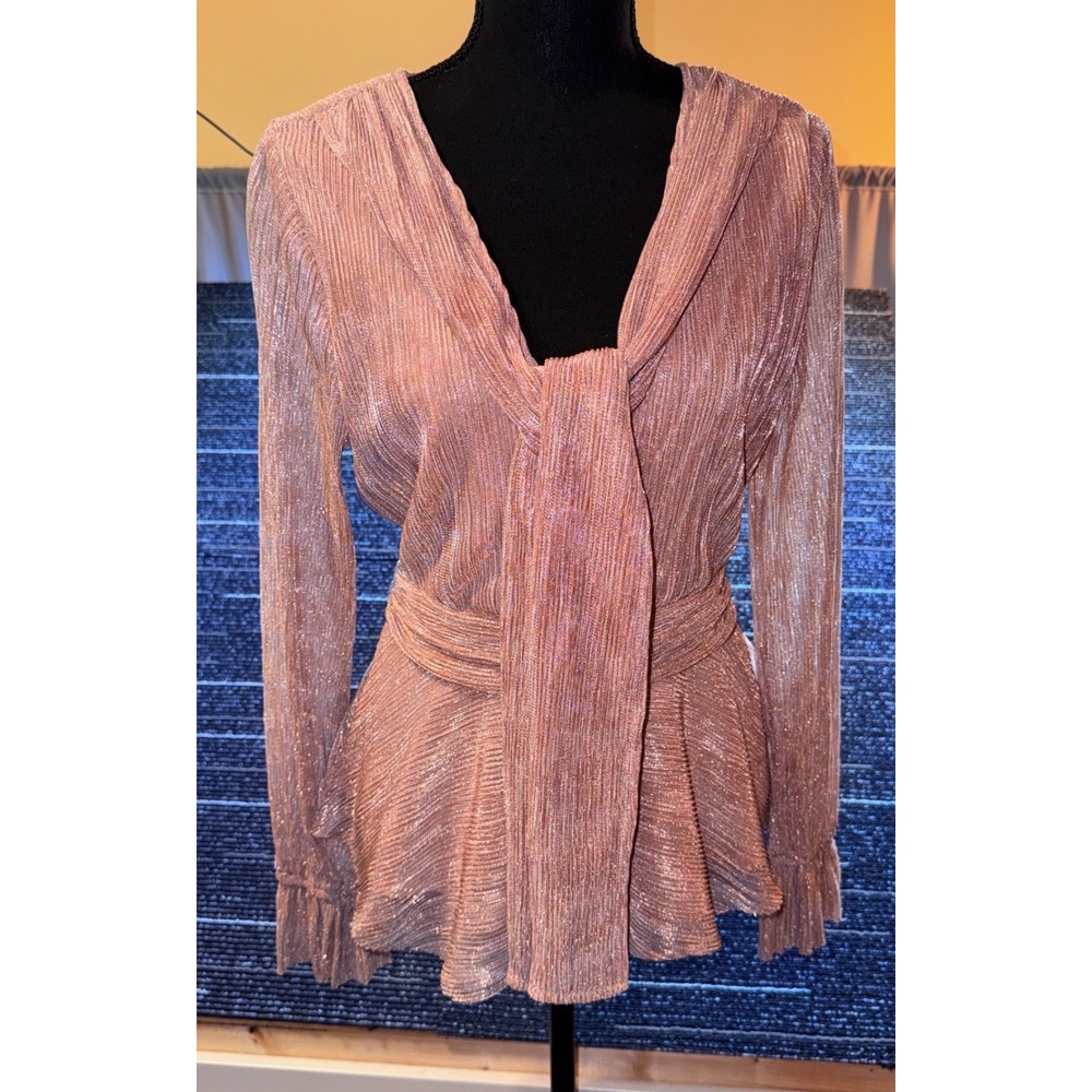 CIEBON Peplum Top Womens S Gold NWOT Metallic Plisse Tie Front V-Neck